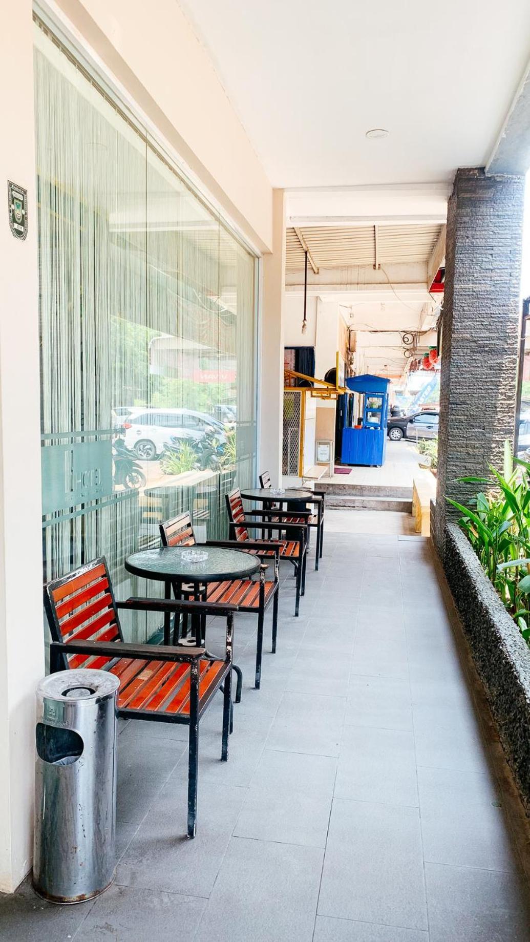巴图阿吉os酒店 Batam 外观 照片